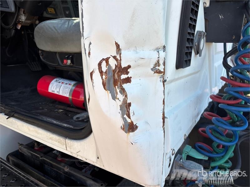 International 4300 Τράκτορες