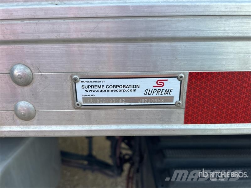 International 4300 Umpikorikuorma-autot