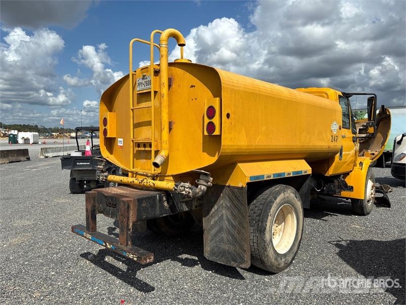 International 4300 Vattentankbilar