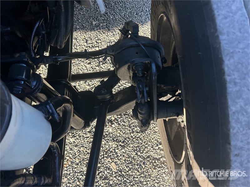 International 4300 Temperature controlled trucks