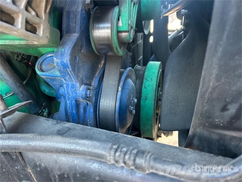 International 4300 ボックスボディー、ウイング、箱車