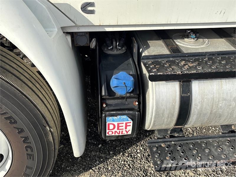 International 4300 Umpikorikuorma-autot