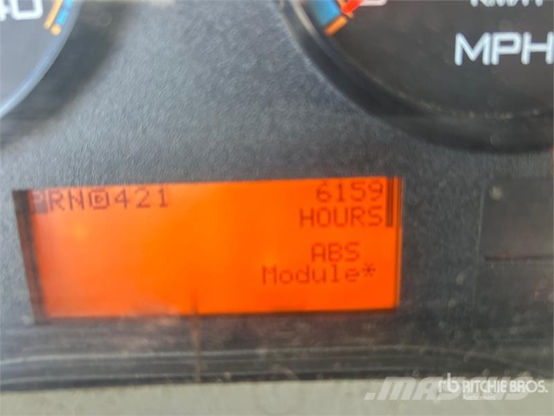 International 4300 Каросерии