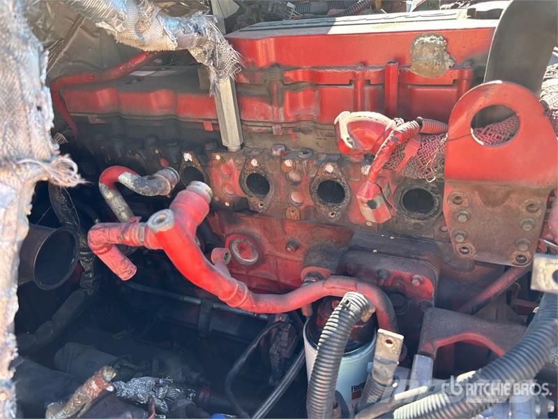 International 4300 Camion cassonati