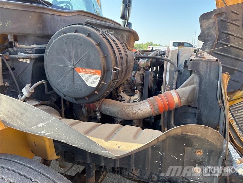 International 4300 Общински/универсални превозни средства