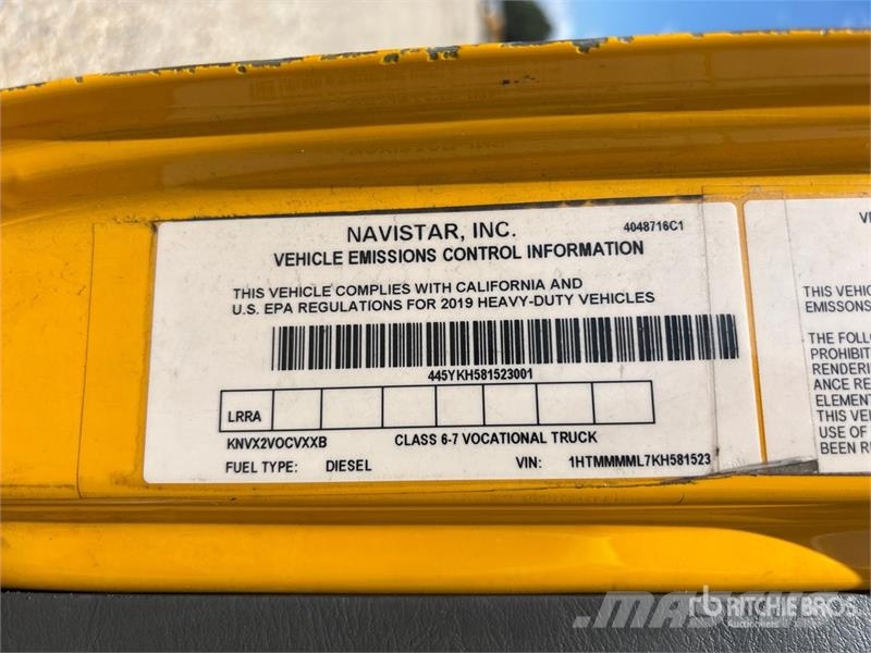 International 4300 Skriňová nadstavba
