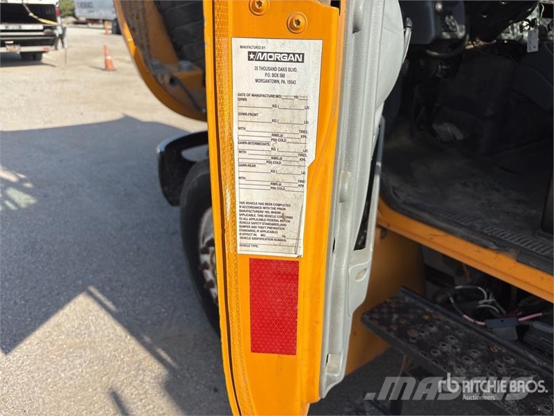 International 4300 Общински/универсални превозни средства