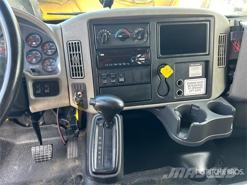 International 4300 Fast kasse