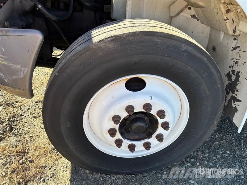 International 4300 Τράκτορες