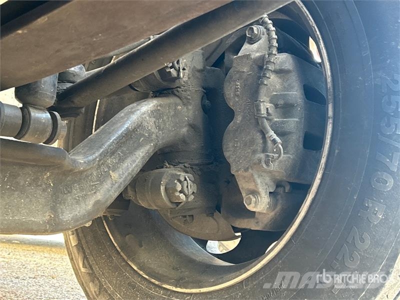 International 4300 ボックスボディー、ウイング、箱車