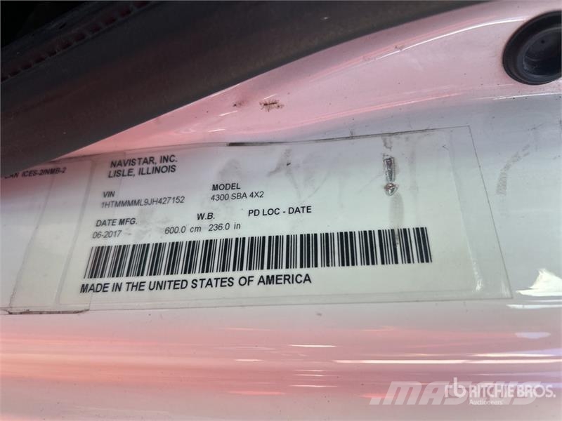 International 4300 Temperature controlled trucks