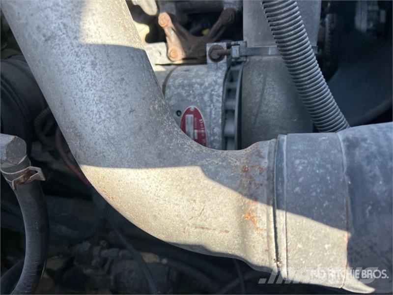 International 4300 Каросерии