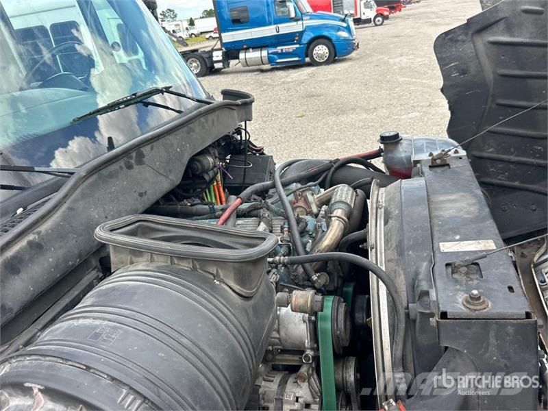 International 4300 Kühlkoffer