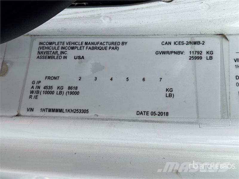 International 4300 Umpikorikuorma-autot
