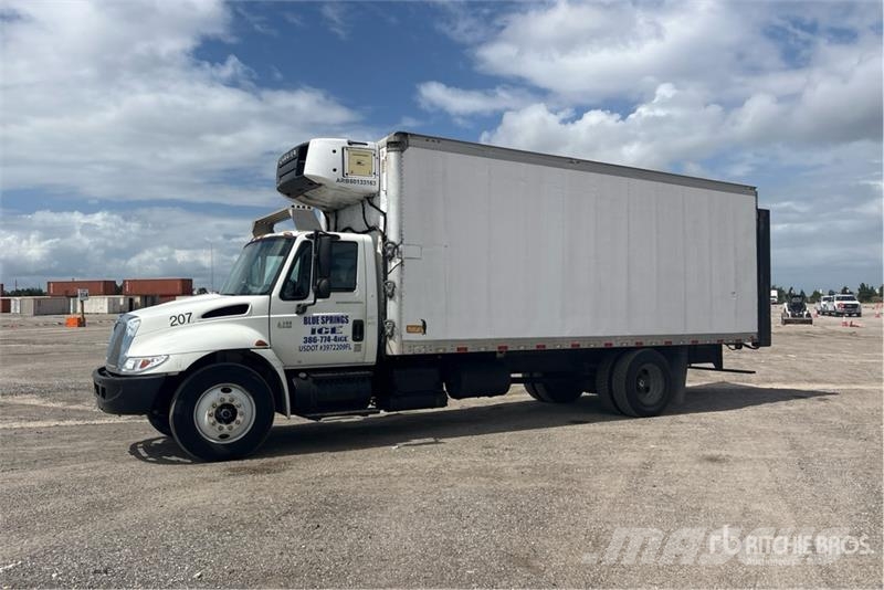 International 4300 Грузовики-Рефрижераторы