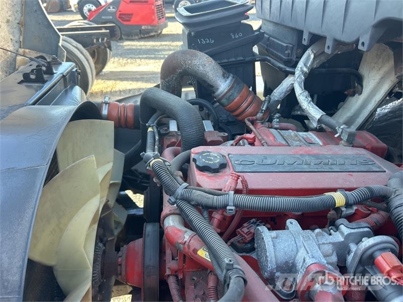 International 4300 Temperature controlled trucks