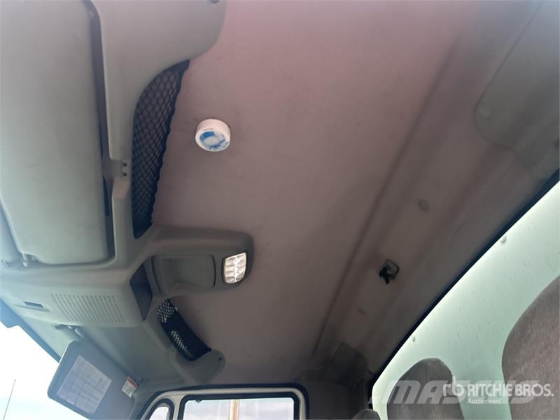 International 4300 Φορτηγά Κόφα