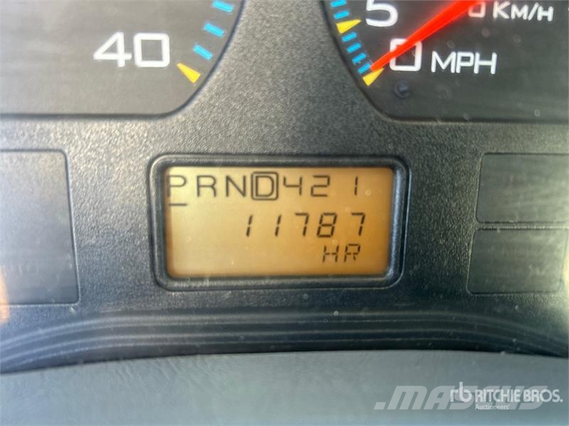 International 4300 ボックスボディー、ウイング、箱車