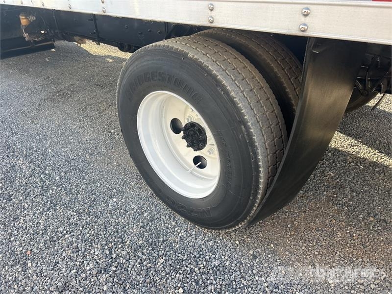 International 4300 Temperature controlled trucks