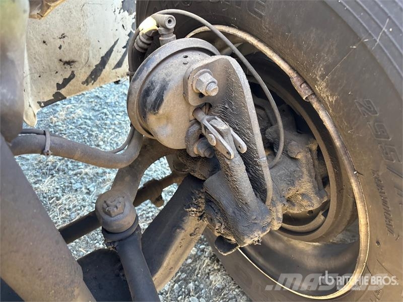 International 4300 Τράκτορες