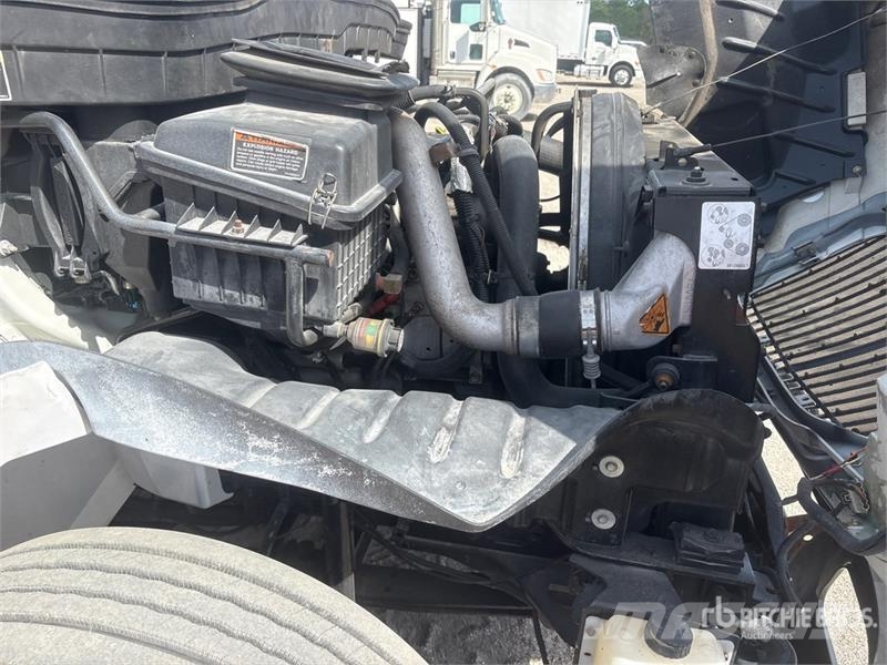 International 4300 Грузовики-Фургоны