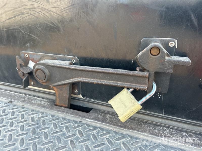 International 4300 Umpikorikuorma-autot