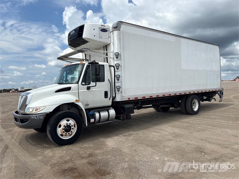 International 4300 Camion cu control de temperatura