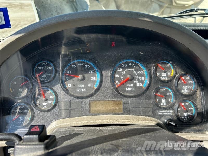 International 4300 Utilitaire benne