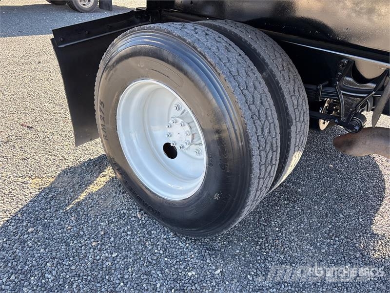 International 4300 Savivarčiai