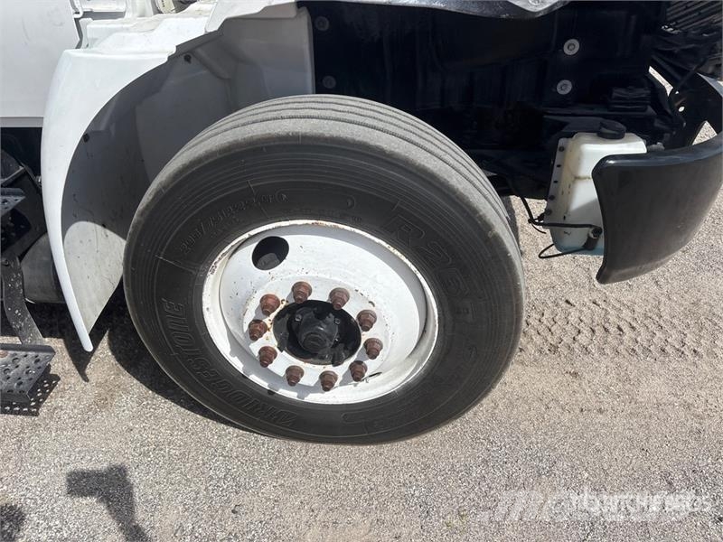 International 4300 Грузовики-Фургоны