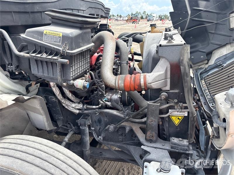 International 4300 Camion cu control de temperatura