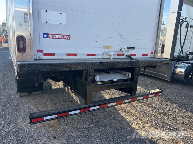 International 4300 Temperature controlled trucks
