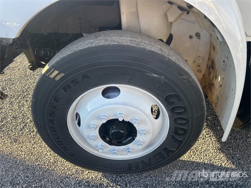 International 4300 Temperature controlled trucks
