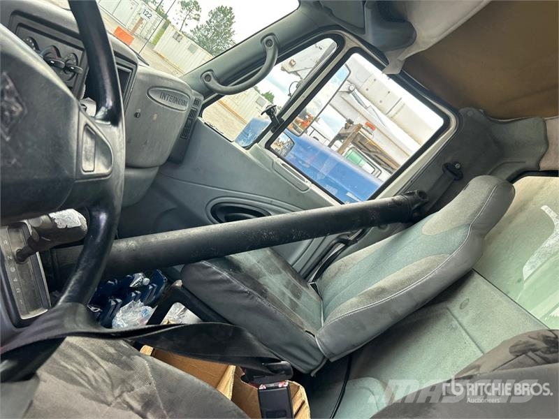 International 4300 Kühlkoffer
