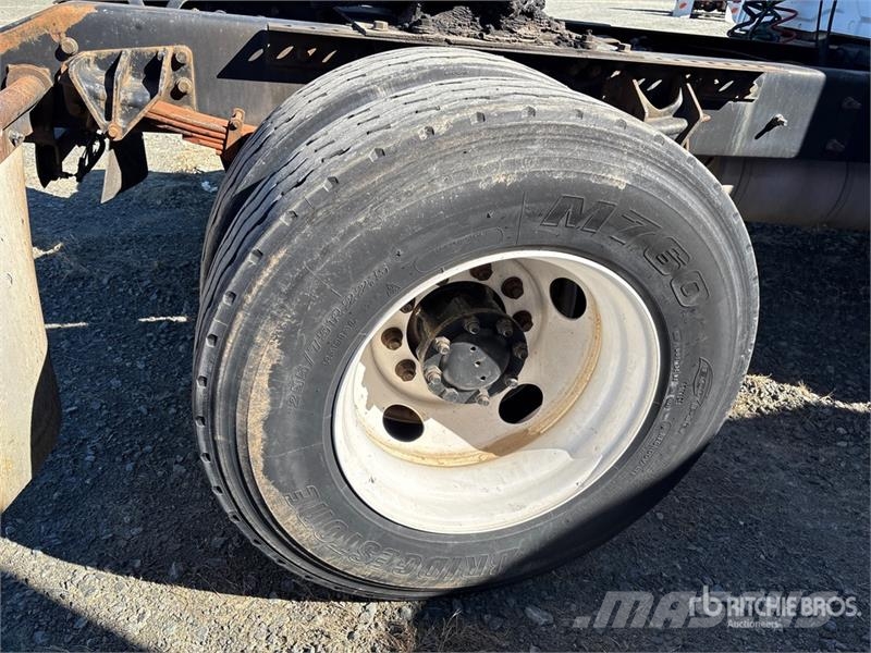 International 4300 Τράκτορες