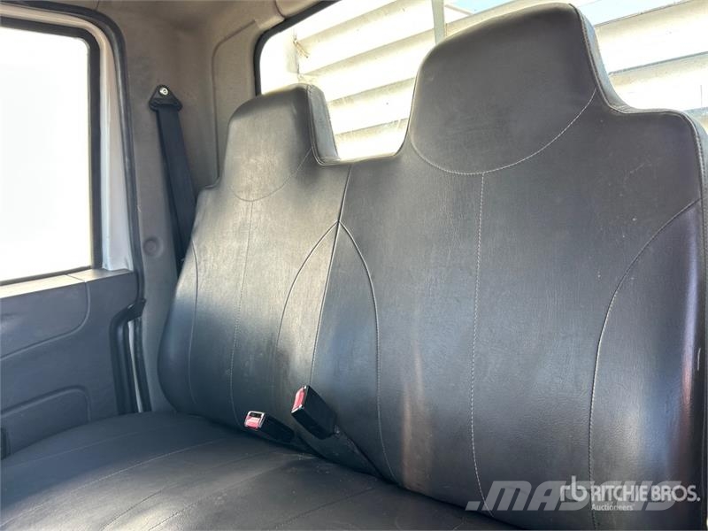 International 4300 Utilitaire benne