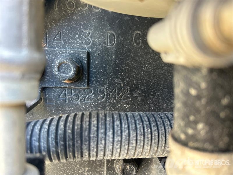 International 4300 Utilitaire benne