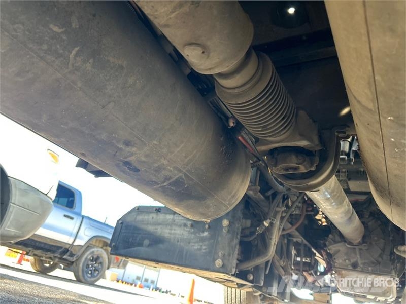 International 4300 Utilitaire benne