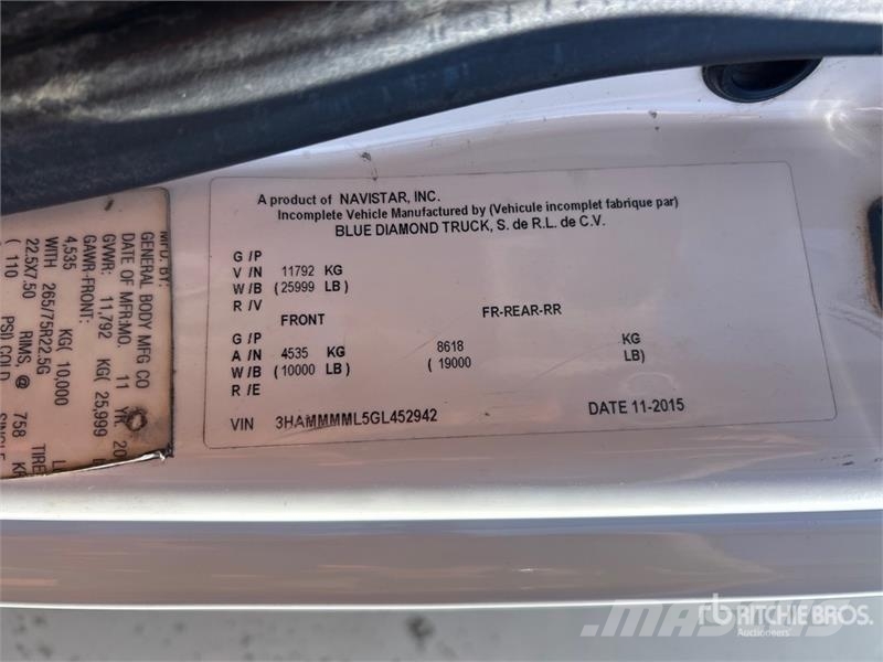 International 4300 Utilitaire benne