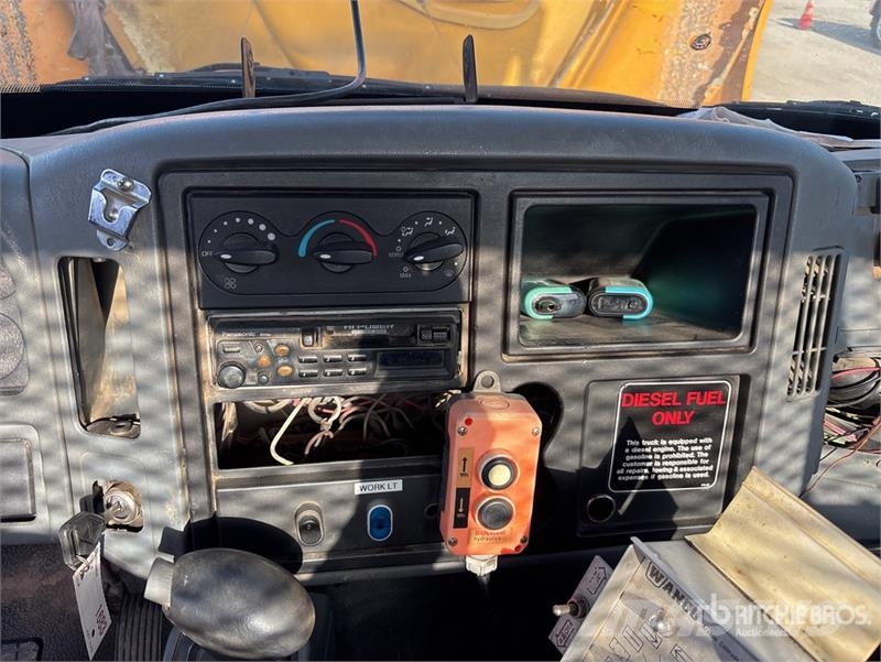 International 4300 Общински/универсални превозни средства