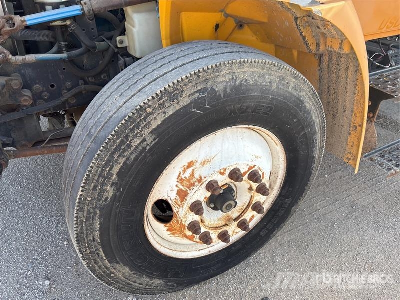 International 4300 Общински/универсални превозни средства