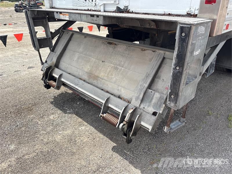 International 4300 Camion cu control de temperatura
