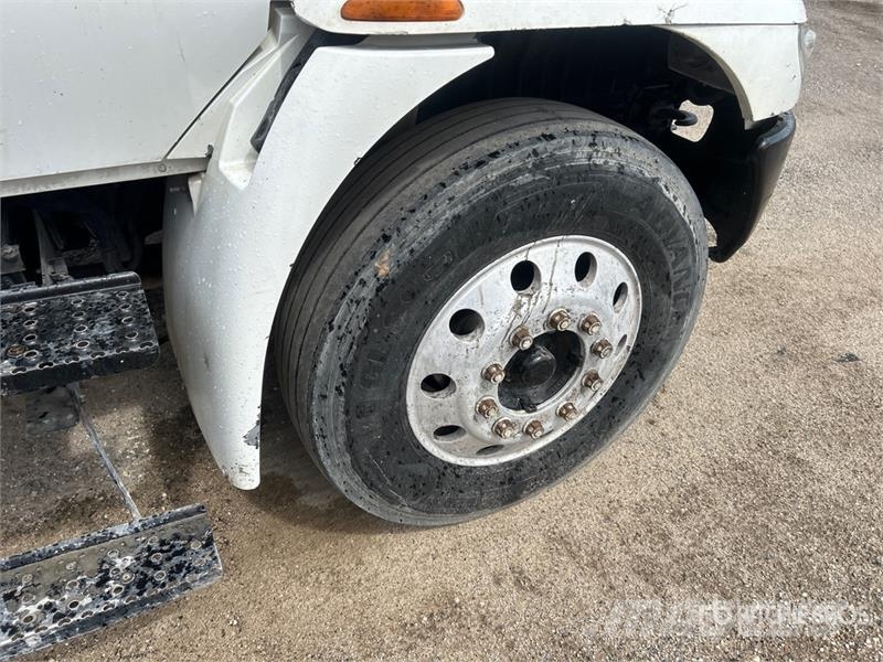 International 4300 4x2 Service Truck Общински/универсални превозни средства