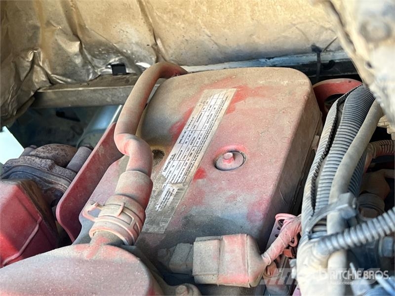 International 4300 Tack Truck Άλλα Φορτηγά