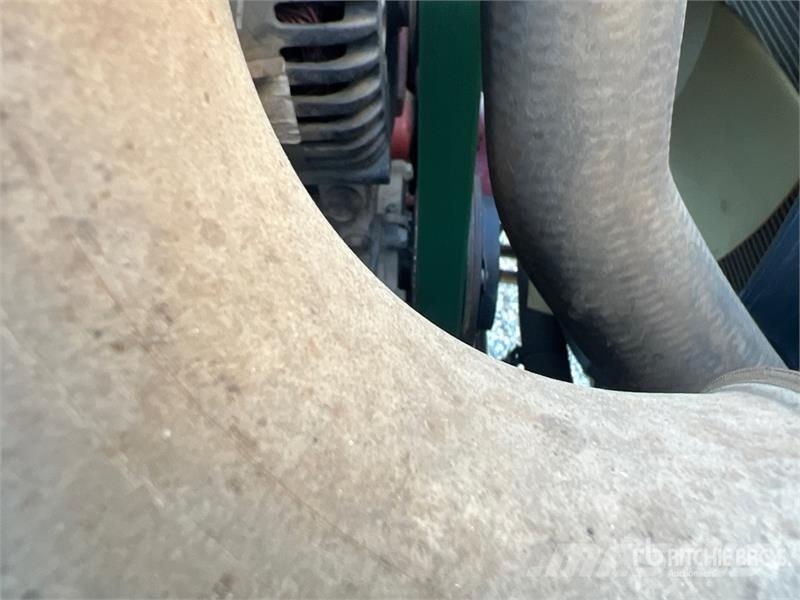 International 4300 Tack Truck Άλλα Φορτηγά