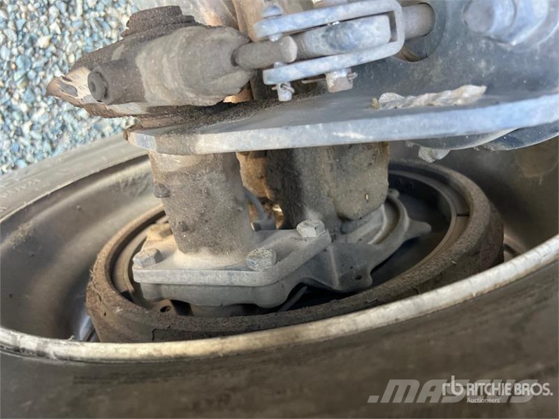 International 4300 Tack Truck Άλλα Φορτηγά