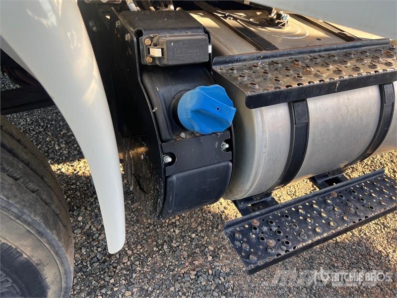 International 4300 Tack Truck Άλλα Φορτηγά