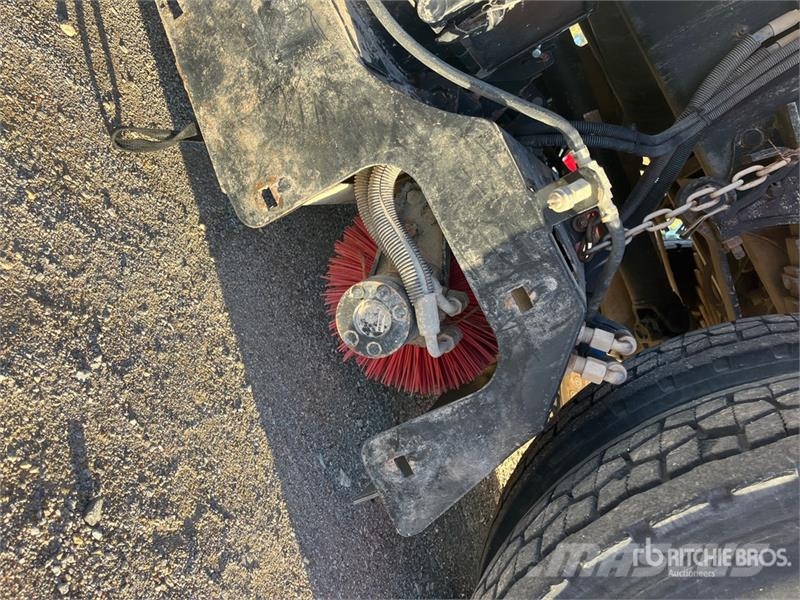 International 4300SBA Φορτηγά σκούπες