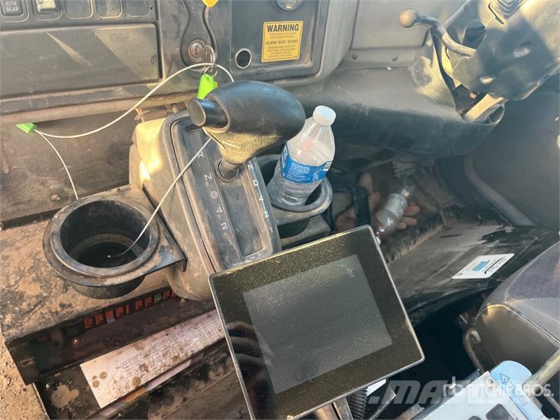 International 4300SBA Φορτηγά σκούπες