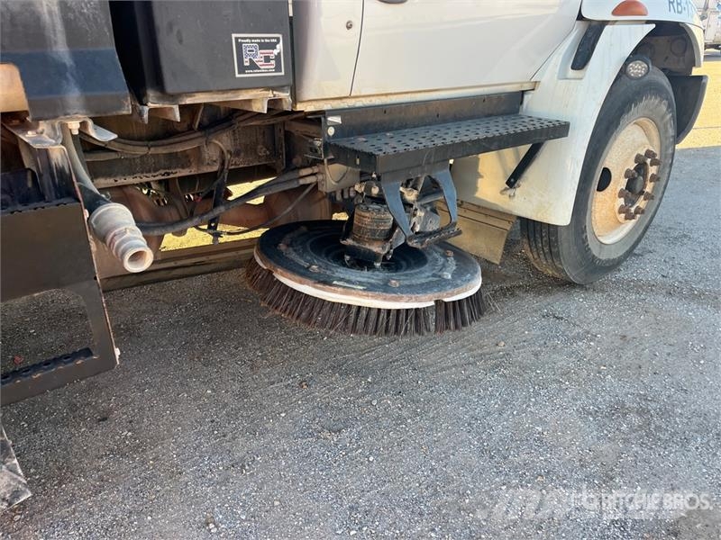 International 4300SBA Φορτηγά σκούπες